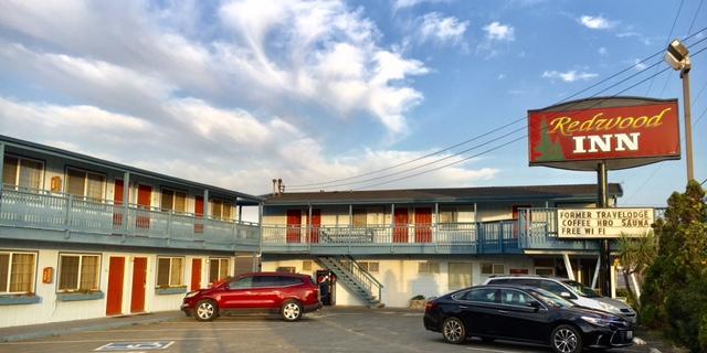Redwood Inn Кресент-Сити Экстерьер фото